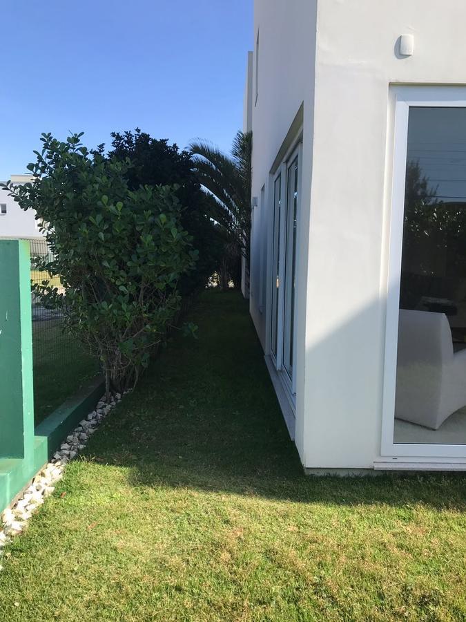 Casa 450m2 Laguna Internacional Exterior foto